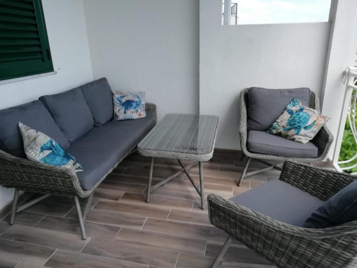 Appartamento Jona - Dugi Rat - Mali Rat Esterno foto